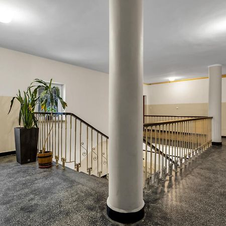 Metro Politechnika 3-Bedroom Apartment Warszawa Zewnętrze zdjęcie
