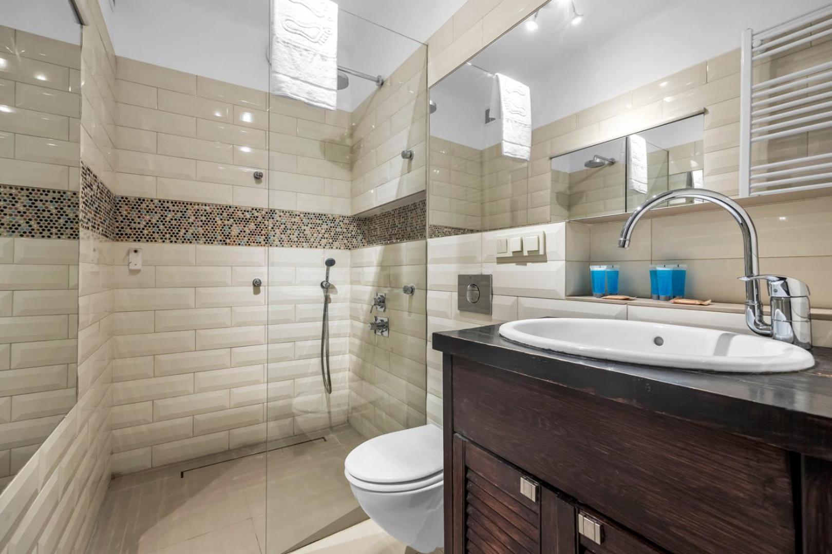 Metro Politechnika 3-Bedroom Apartment Warszawa Zewnętrze zdjęcie