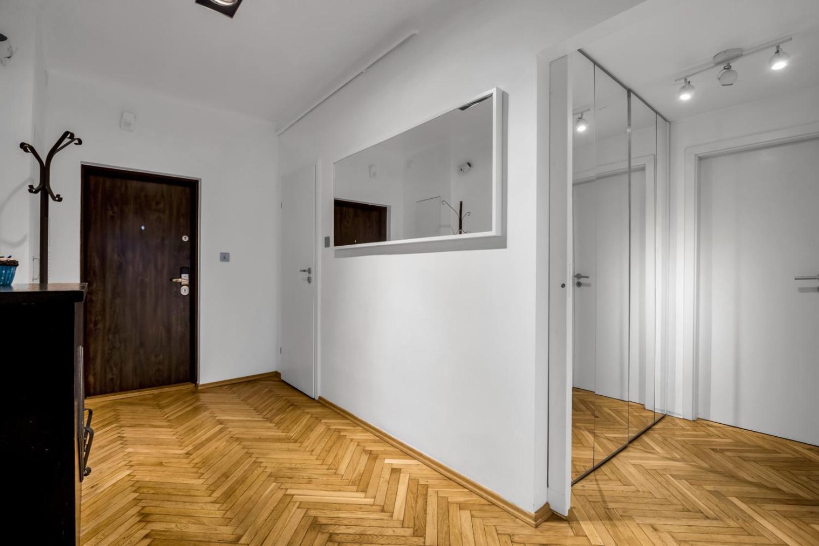 Metro Politechnika 3-Bedroom Apartment Warszawa Zewnętrze zdjęcie